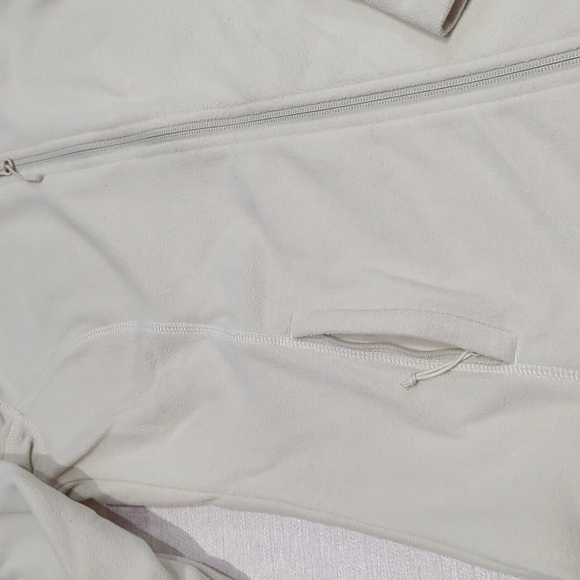 Mountain Hardware MicroChill - Picture 5 of 6